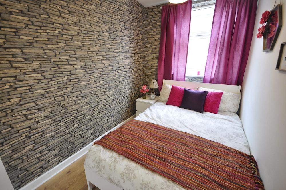 Old Nichol Guest Apartment