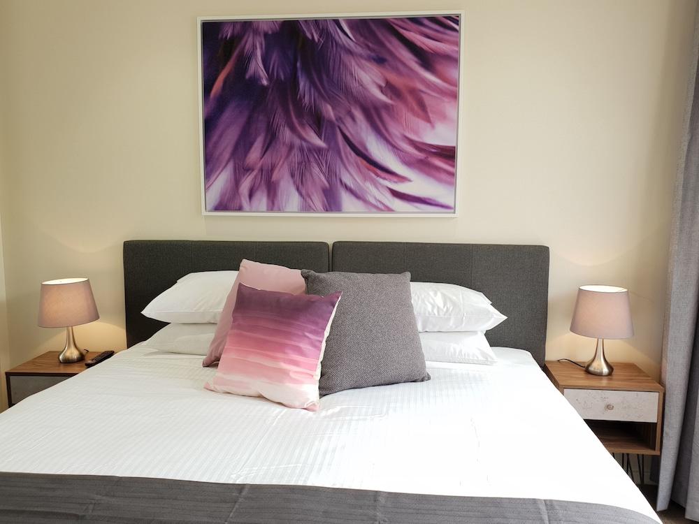 Mayfield Short Stay Apartments