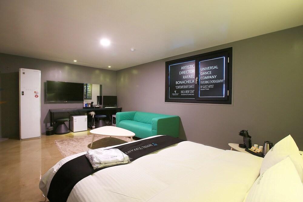 Pyeongtaek Tiffany Hotel