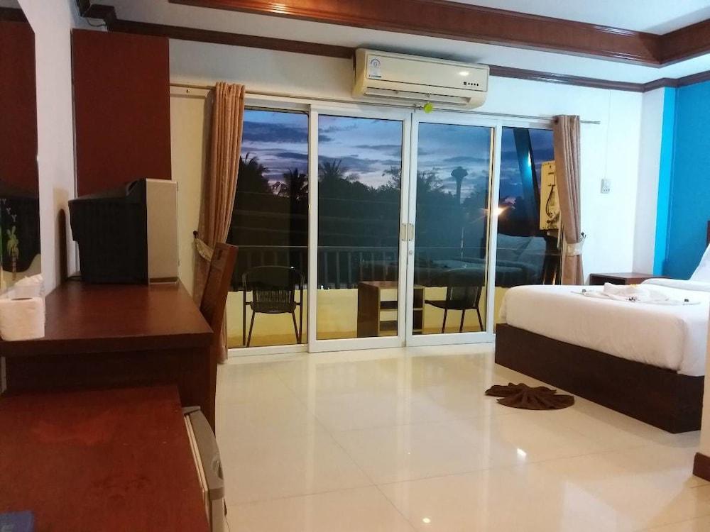 Lanta Long Beach Apartment - Hostel