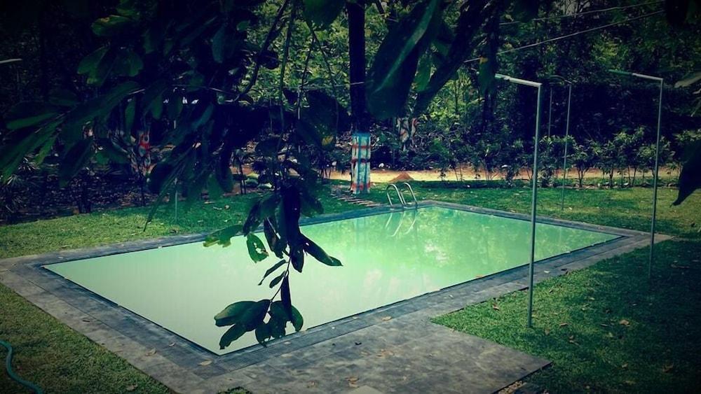 Yuhibuhi Forest Resort