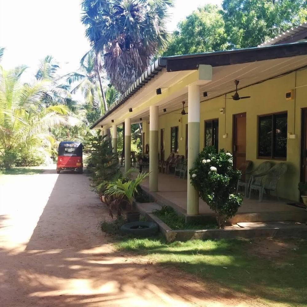 Vasuki Guest House