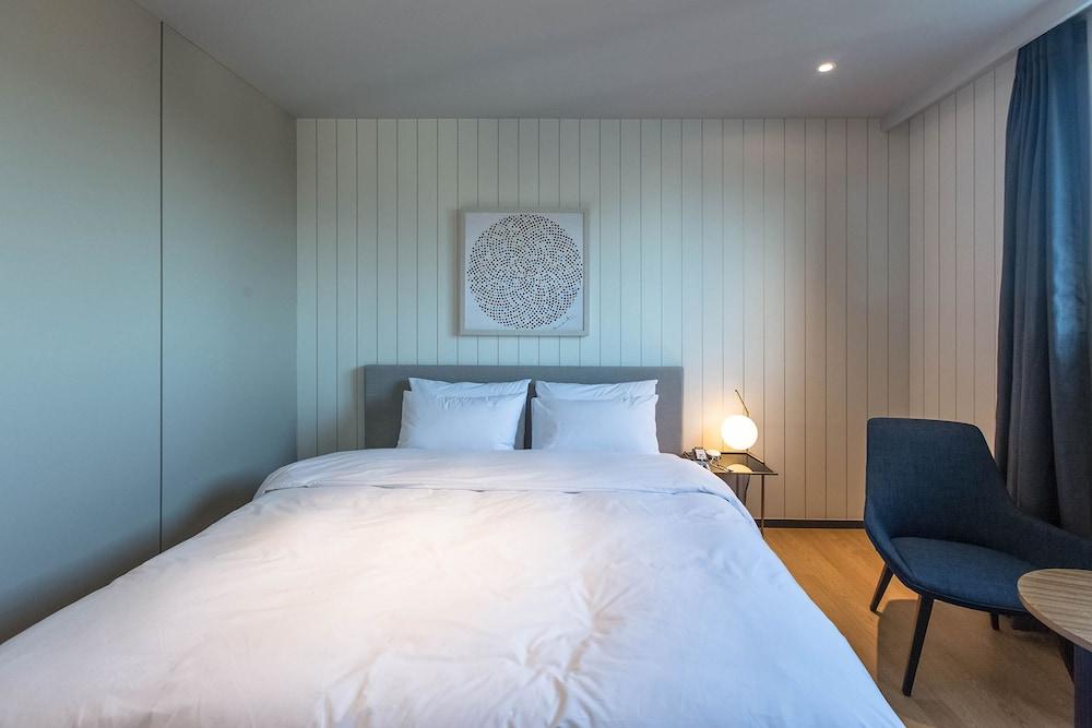 Brown Dot Hotel Geoje