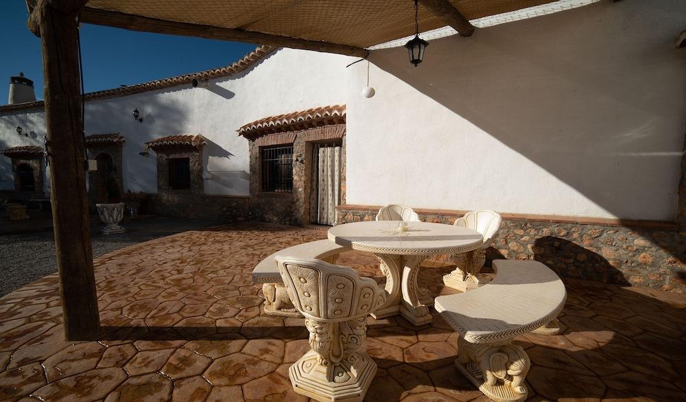 Cueva El Cortijo Gachas