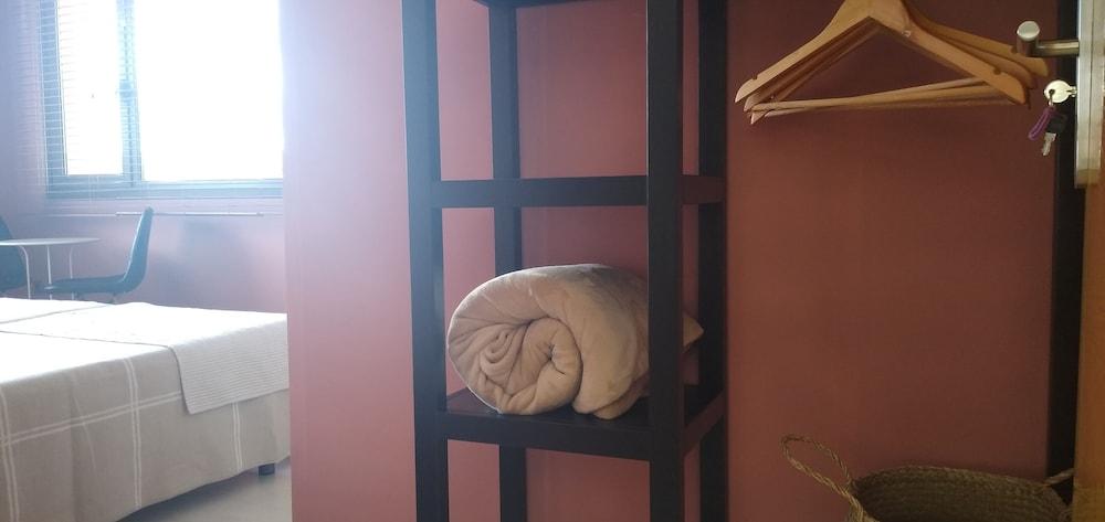 Lovely Cat's Room Urrunaga