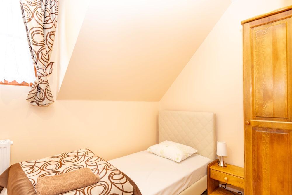 Gosciniec Pieciu Stawow