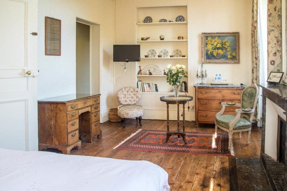 Chambres d'Hotes Château de la Puisaye