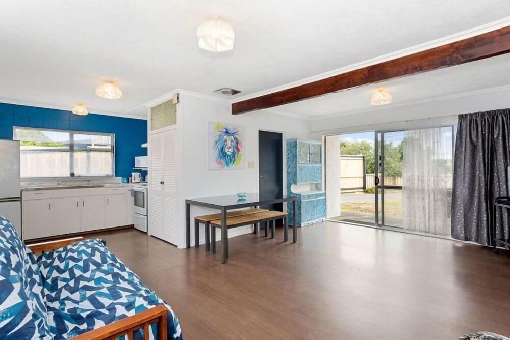 my pad' house  papamoa  Bay of plenty