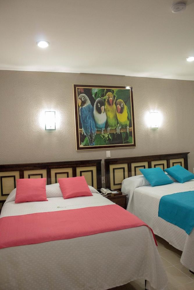 Hotel De La Peña Inn