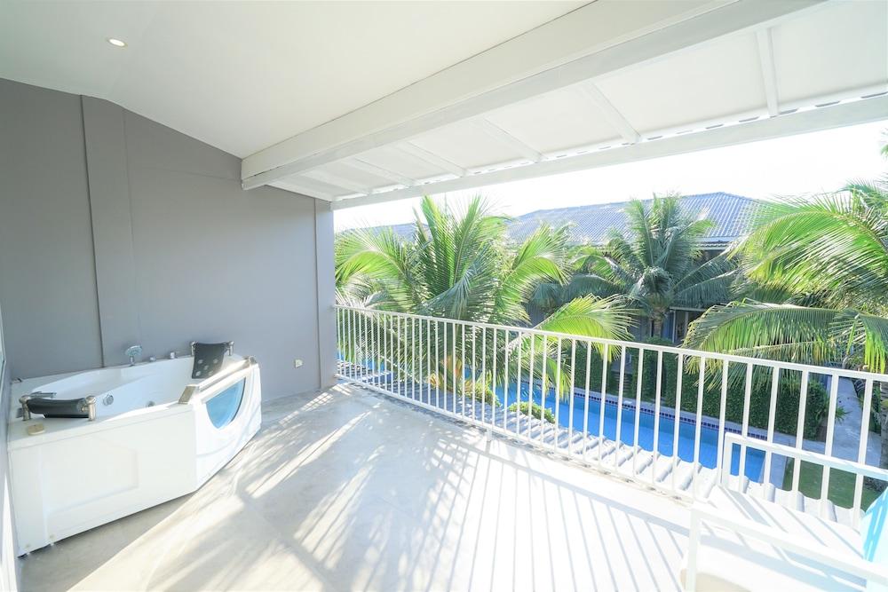 Natha Villa & Resort Huahin