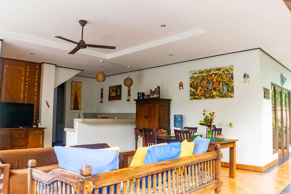 Villa Tristan - Private Pool Balcony Gazebo