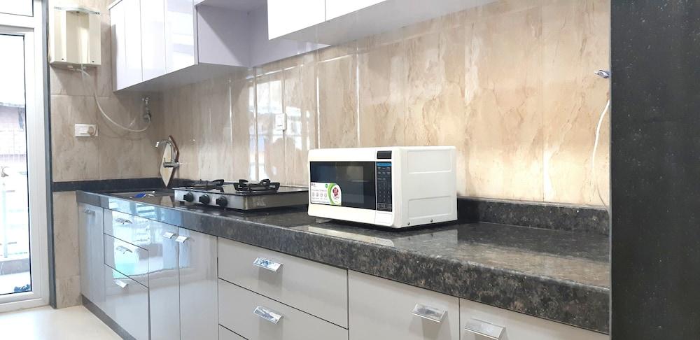 Arista Service Apartments Kalanagar