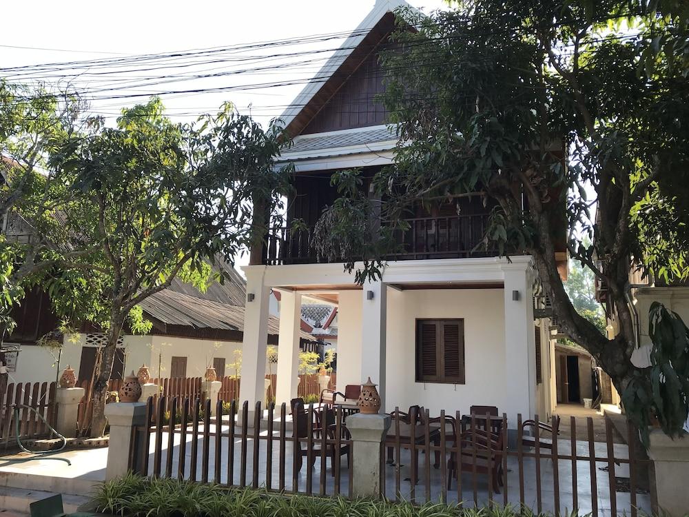 Wisdom Mystery Hotel