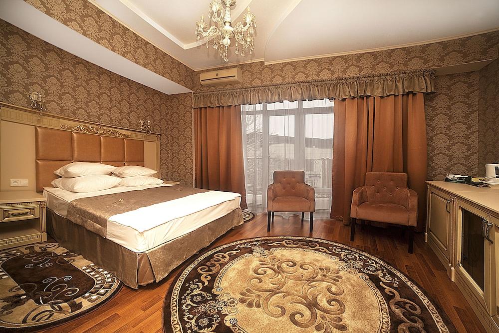 Kras Hotel Resort Spa