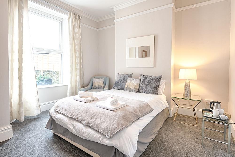 Willows-Cardiff Guest House