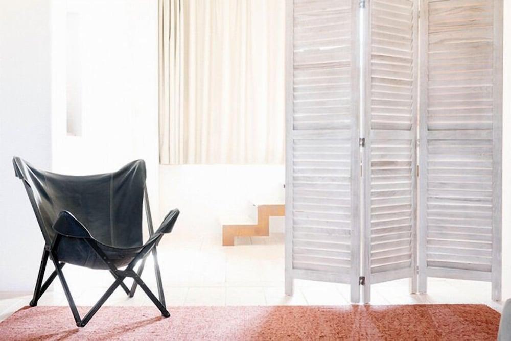 Mas Ferran Adults Only