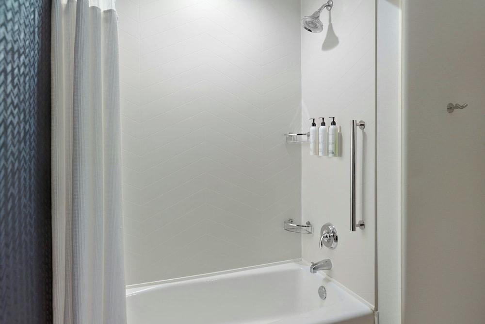 Fairfield Inn & Suites by Marriott Helen