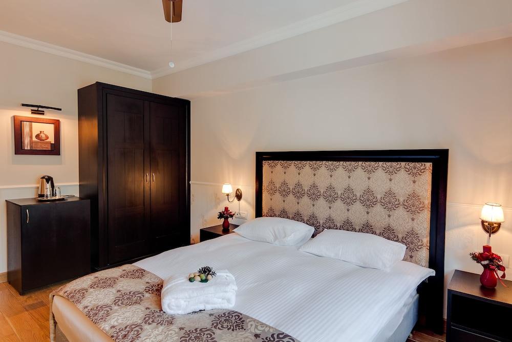 Rizzo Boutique Hotel