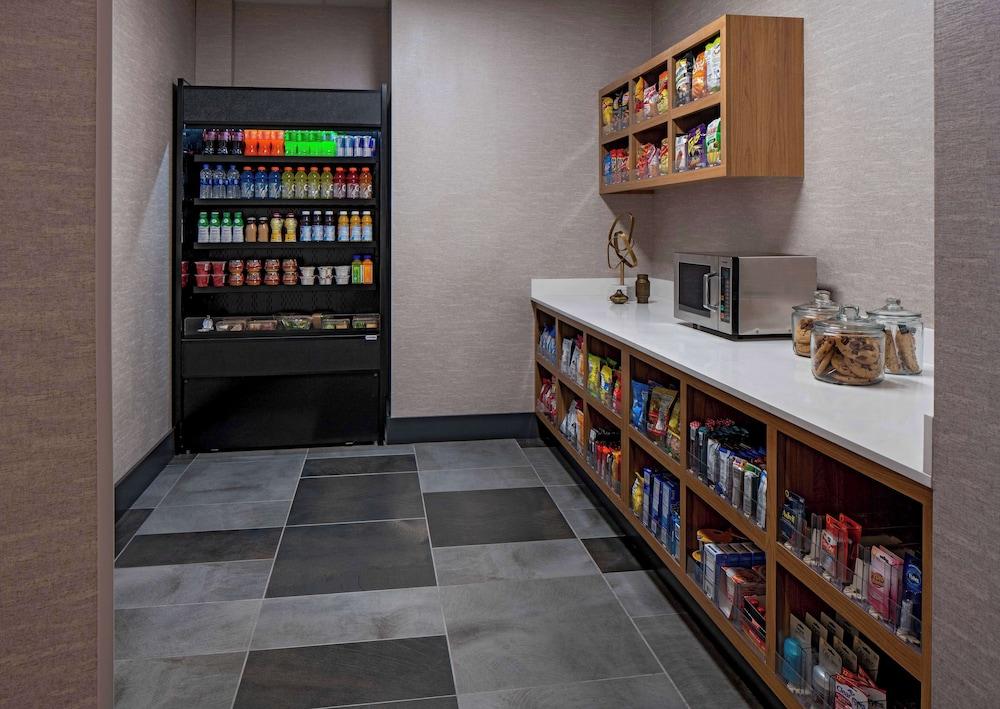 Hyatt Place Indianapolis Downtown