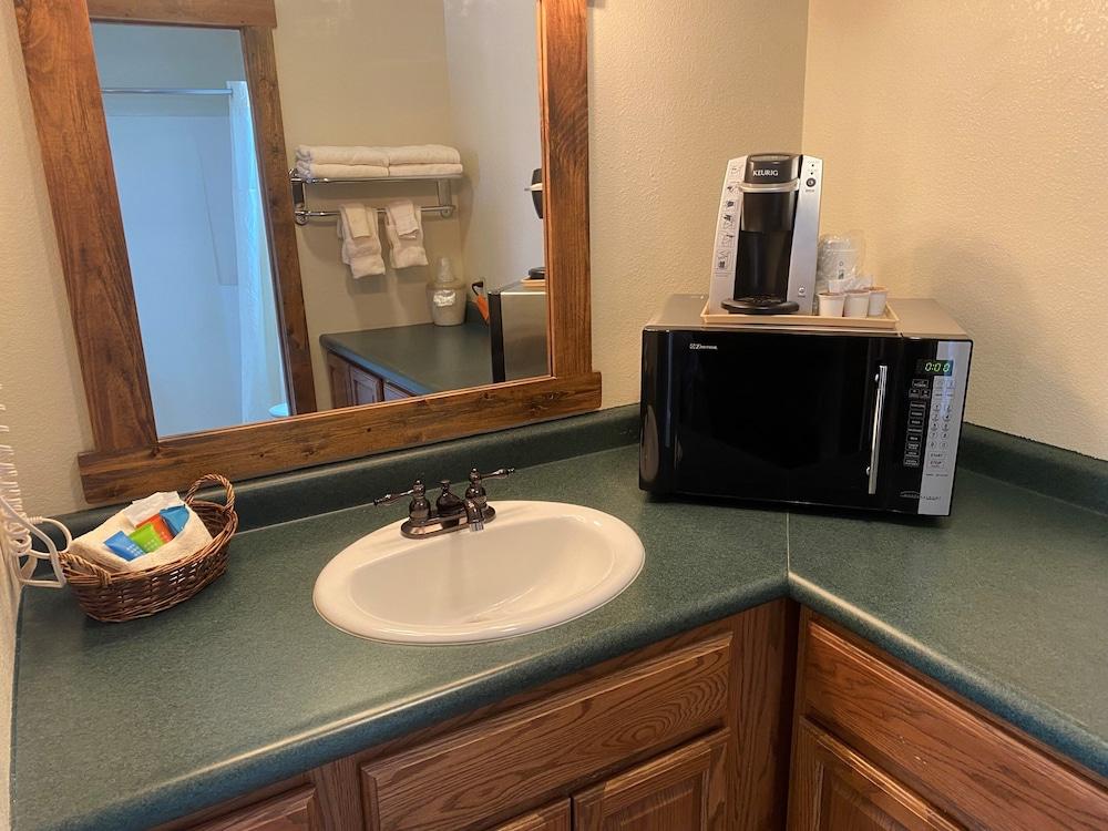 South Platte Cabins & Kennels - Campsite