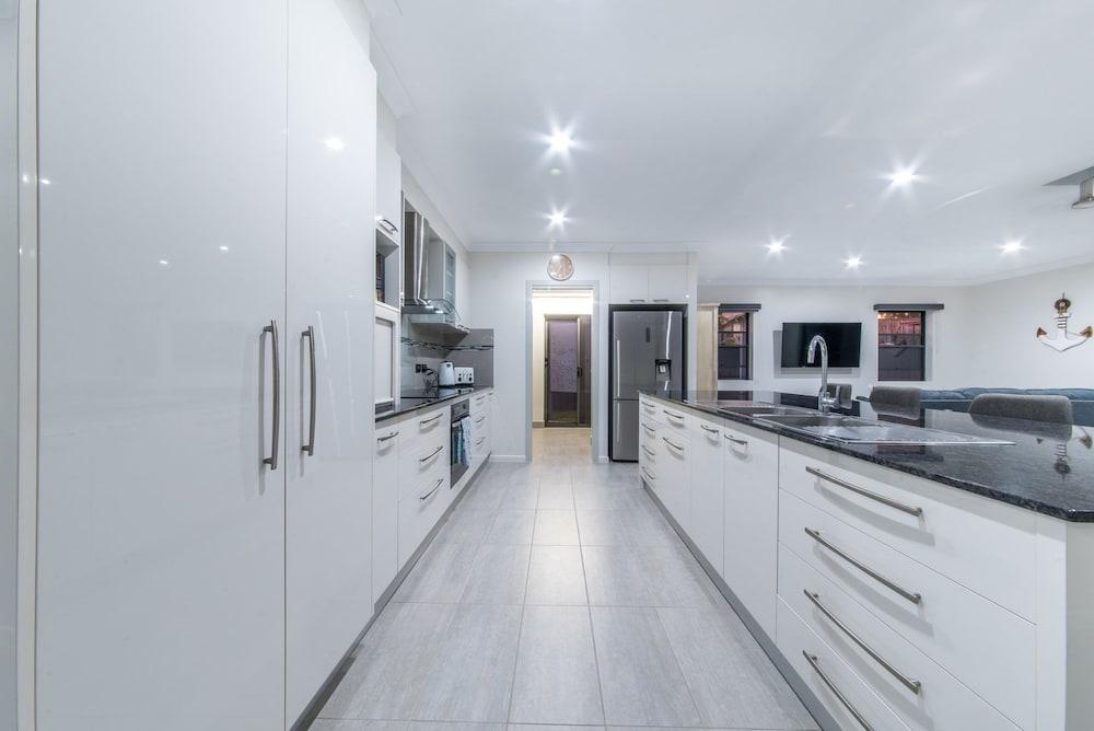 Whitsunday Sands - Cannon Valley