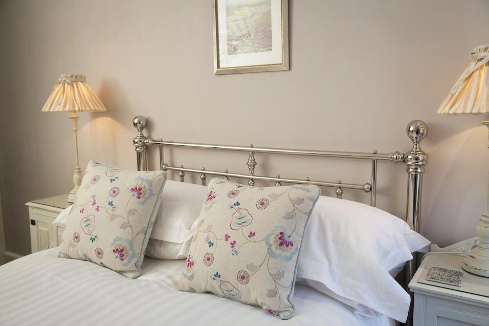 Bramwood Guest House