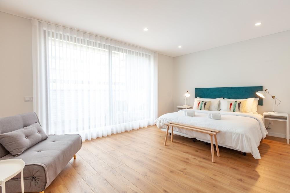 Oporto Palace Apartments