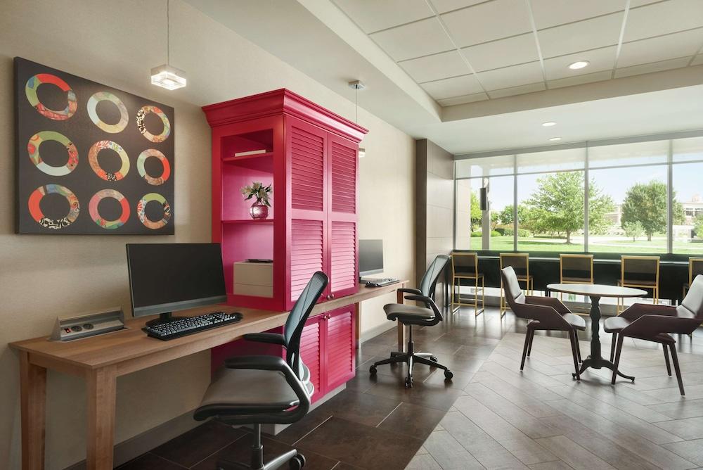 Home2 Suites by Hilton Overland Park