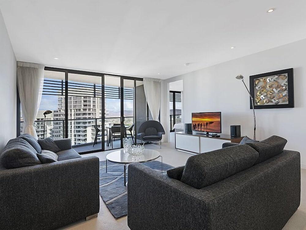 Holiday Holiday The Oracle