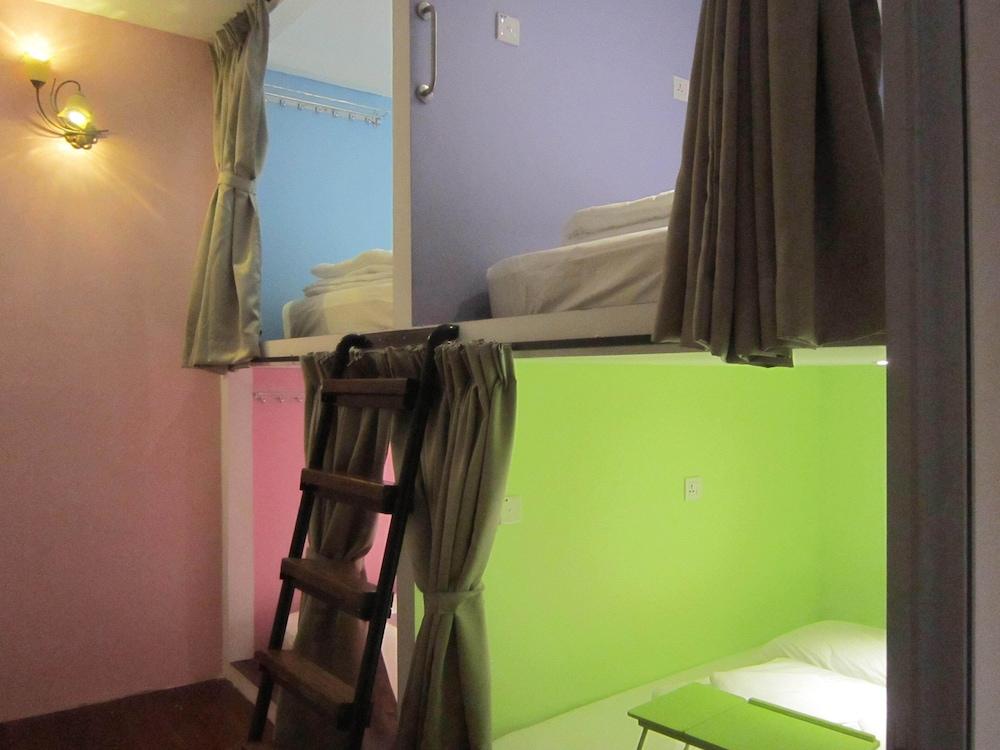 Thirty Three Stewart Houze - Hostel