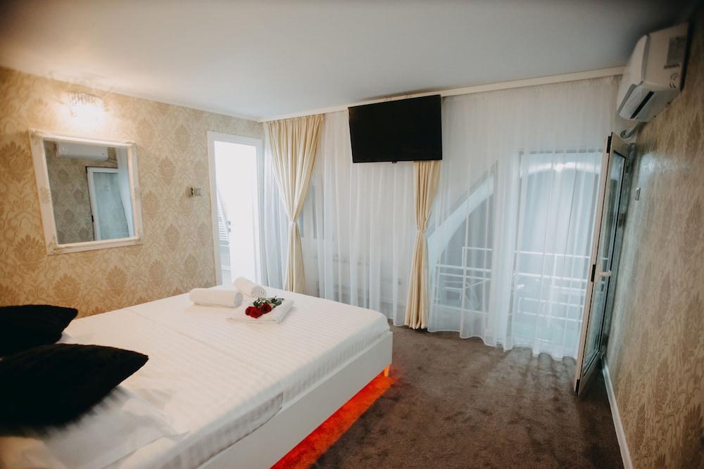 Art Boutique Central