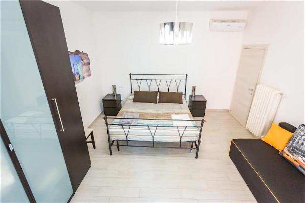 Bologna Butterfly Apartment