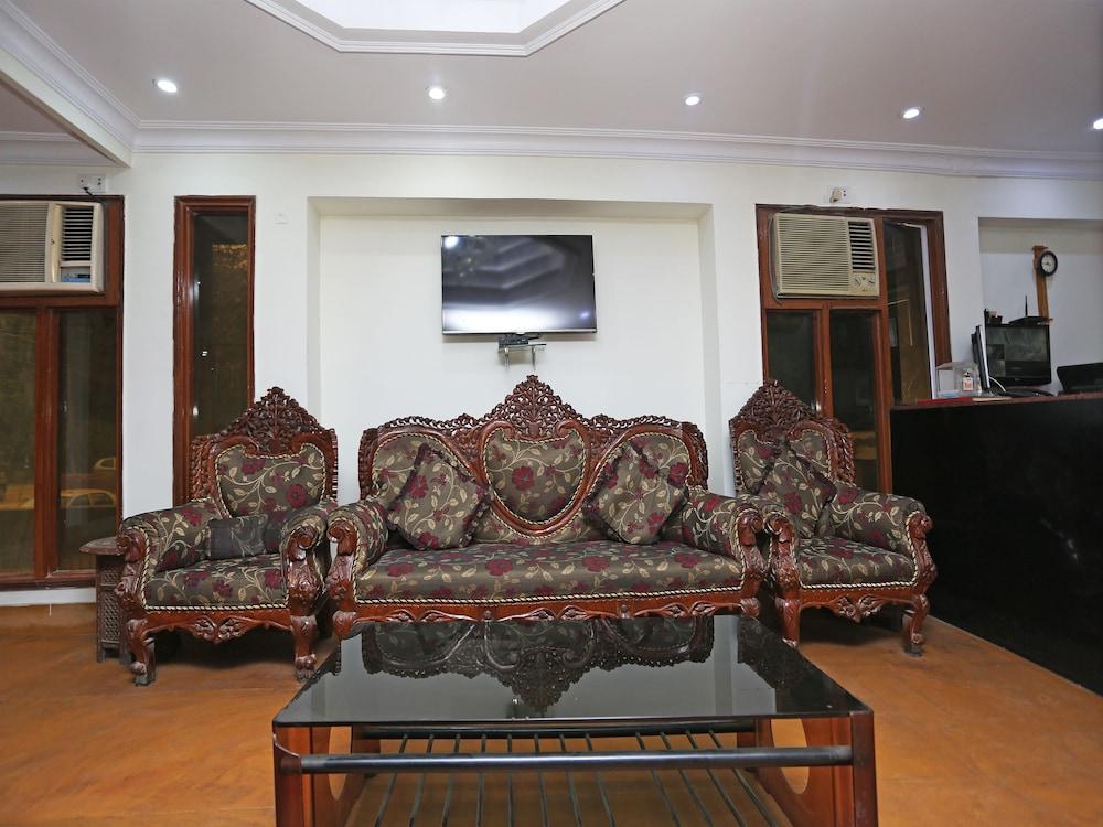 OYO 2257 Hotel MM Continental