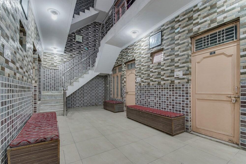 OYO 24893 Palak Lodge