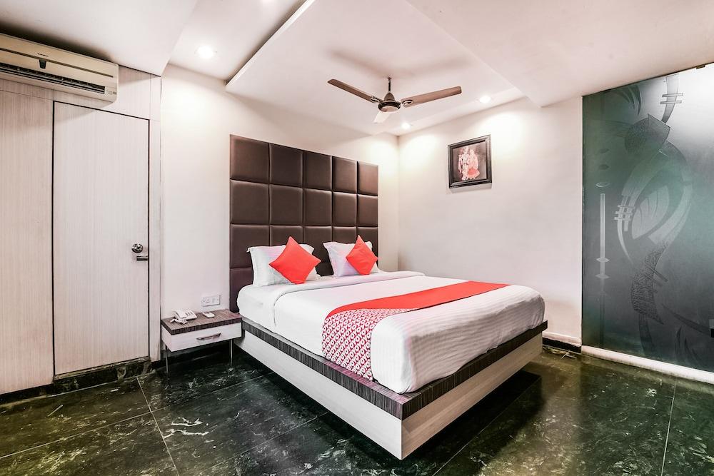 OYO 6285 Hotel AR Grand