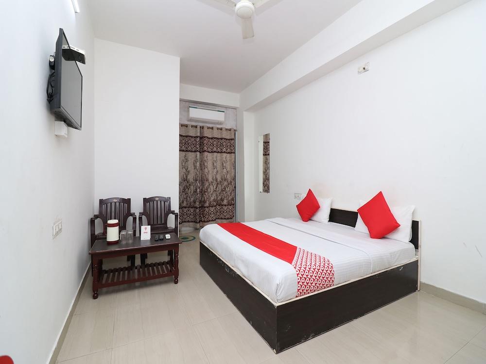 OYO 19827 Shree Ram Palace