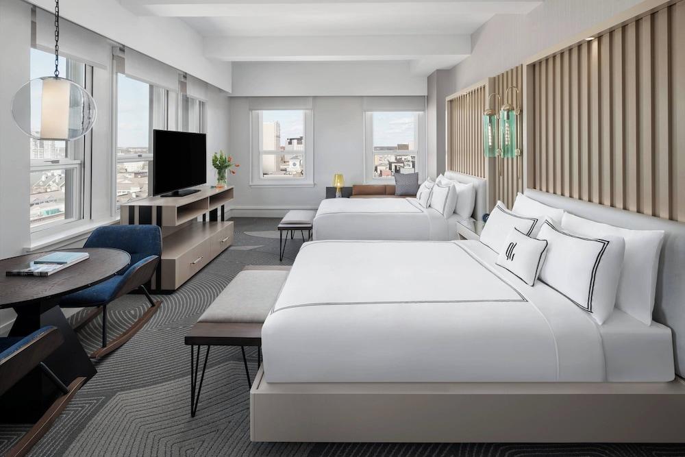 Glass Light Hotel & Gallery, Autograph Collection