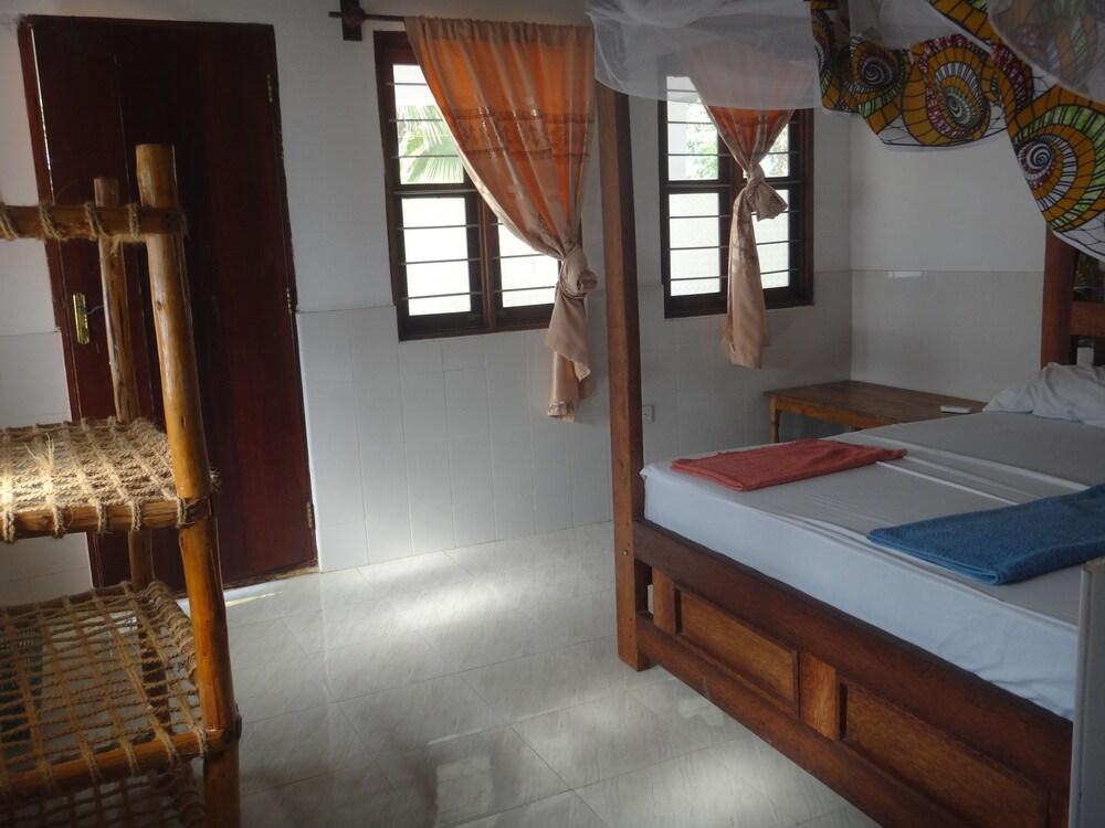 Nungwi Jambo Beach Bungalow