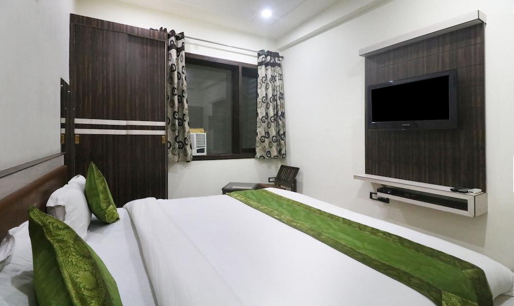 Treebo Trip Pratap Inn