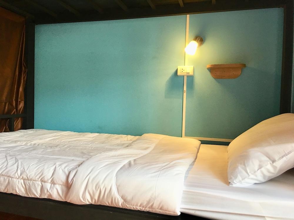Your Hostel at Chiang Mai - Adults Only