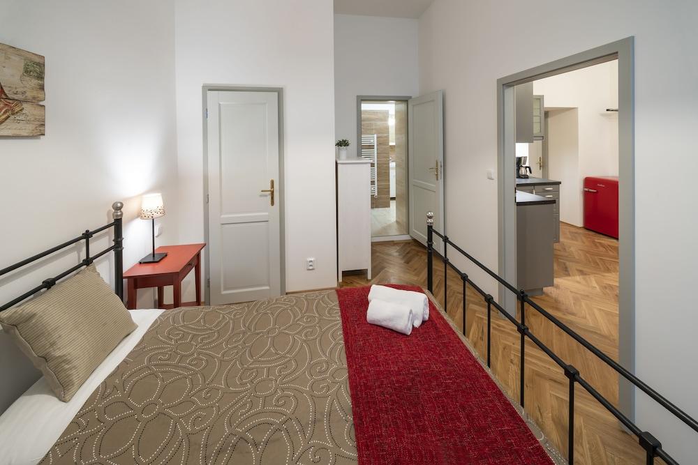 Old Town - Skorepka Apartments