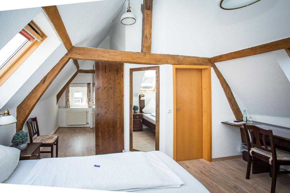 Hotel & Restaurant Ratskeller Nideggen