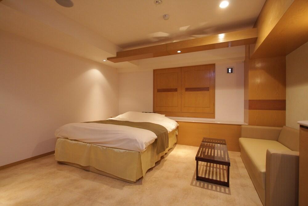 Hotel Marisol - Adults Only