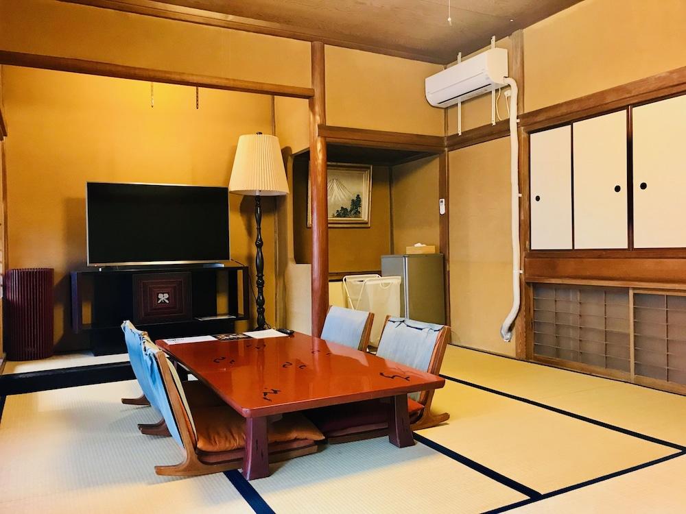 Atami Onsen Guesthouse Nagomi