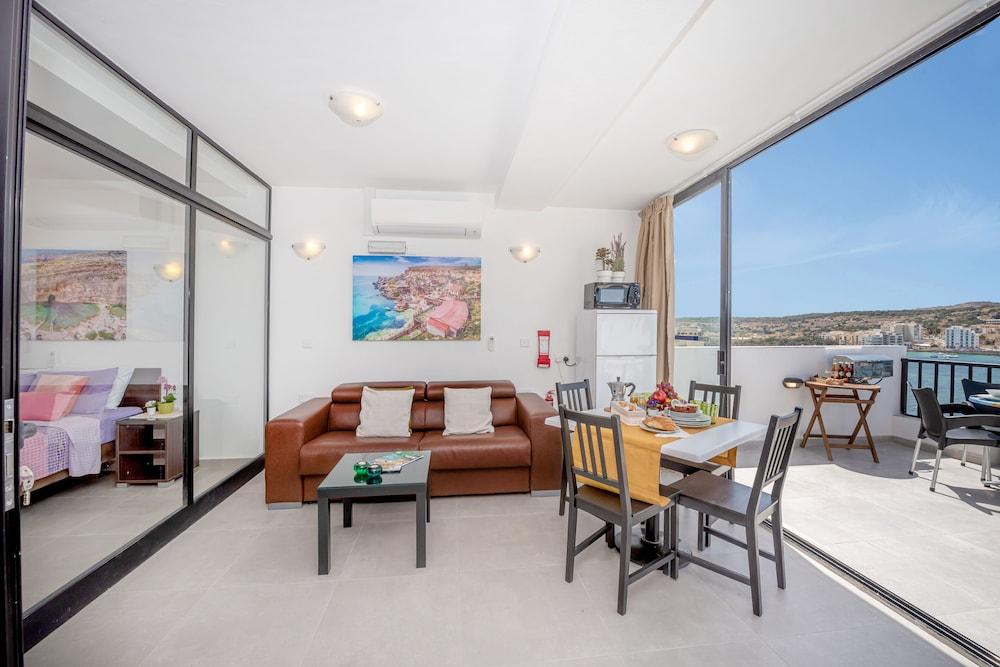 Harbour Lights Seafront Penthouse by Getaways Malta