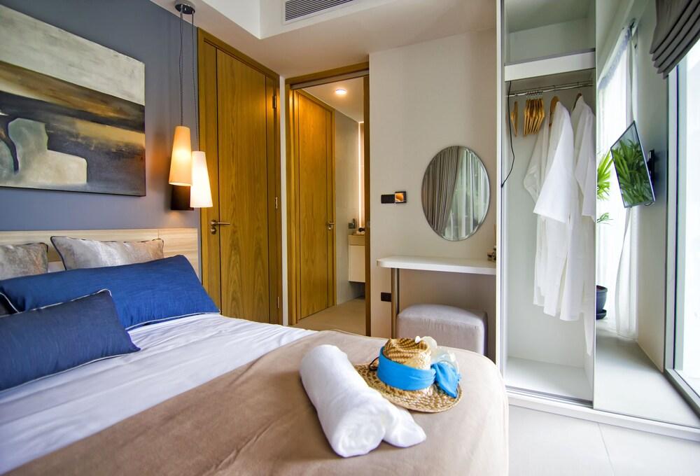 Oceanstone Phuket by Holy Cow 201