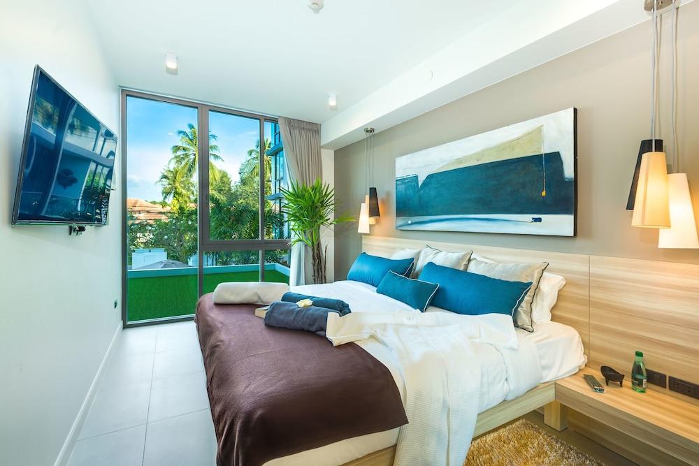 Oceanstone by Holy Cow 311