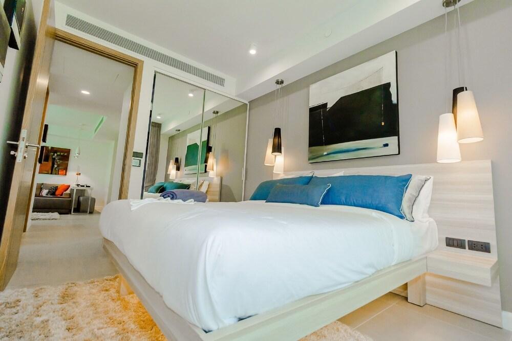 Oceanstone by Holy Cow 511