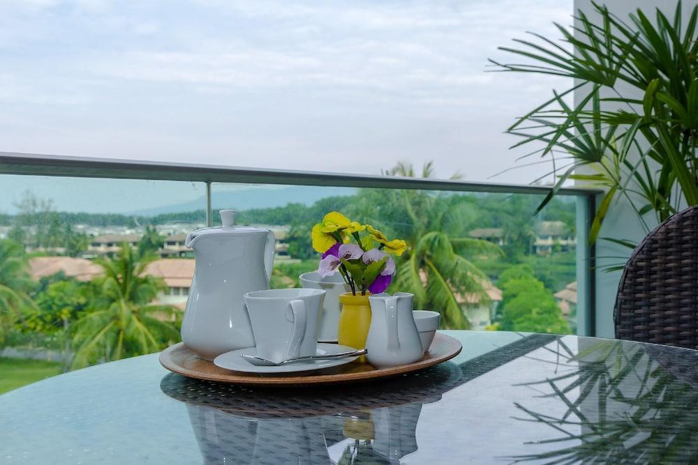 Oceanstone by Holy Cow 415