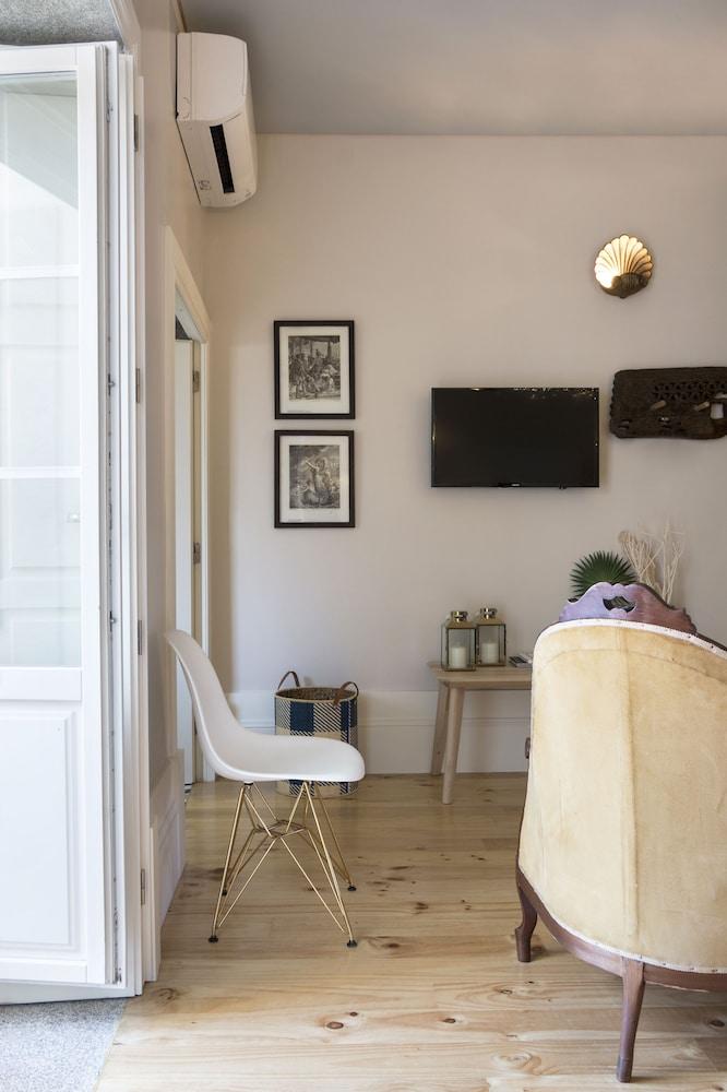 Boutique Rentals Little Treasure Studio